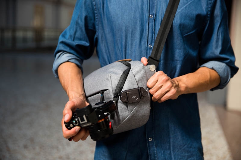 Peak Design Capture Clip v3 Black - Kameraclip zum Tragen von DSLR-/DSLM-Kameras an Gurten oder Gürteln