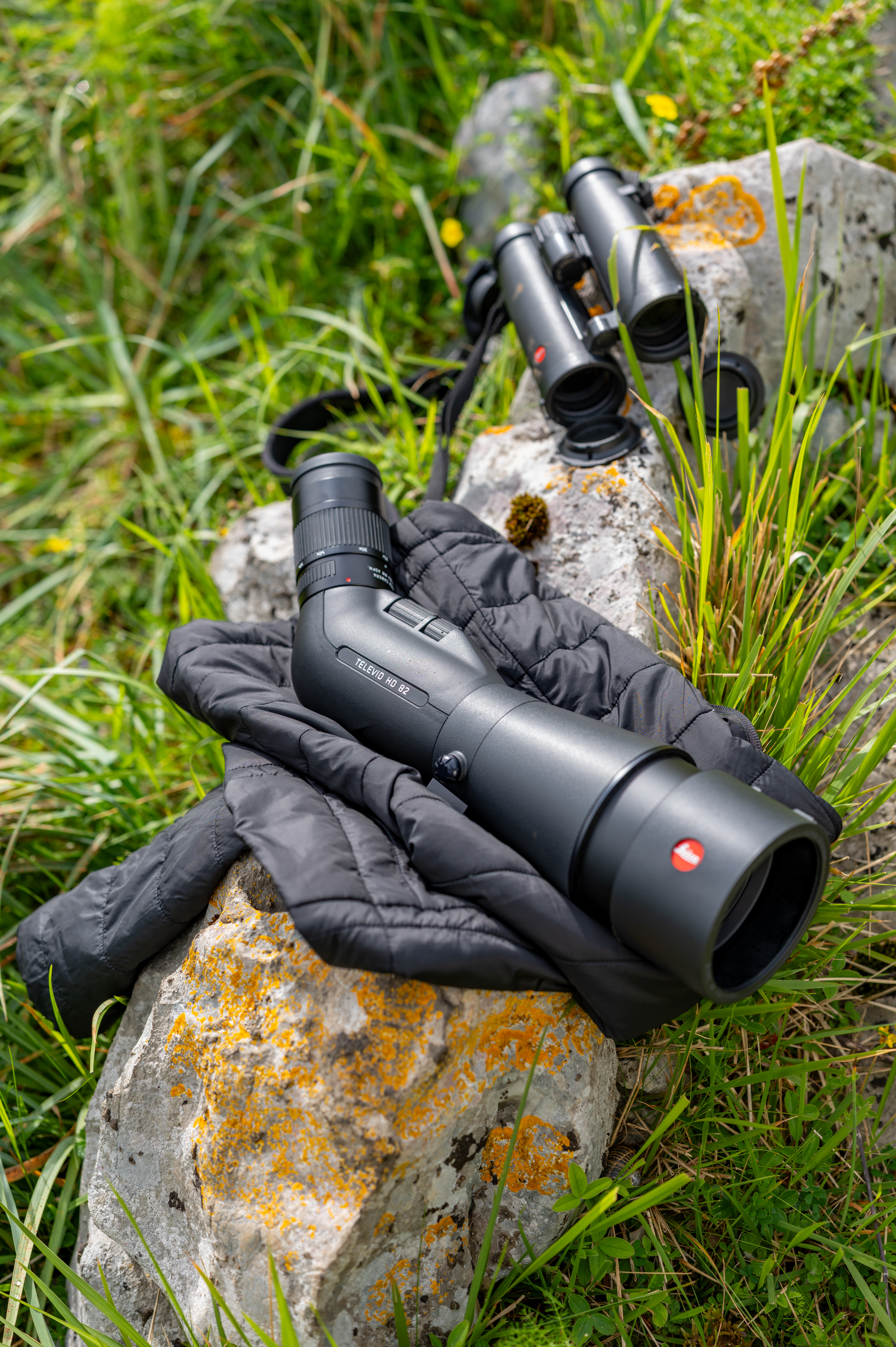 Leica APO-Televid 65 Set inkl. 25-50 Okular ASPH. (Neuheit) Travel-Kit inkl. Leica Tasche & Benro Stativ TTOR34CLVS4PRO