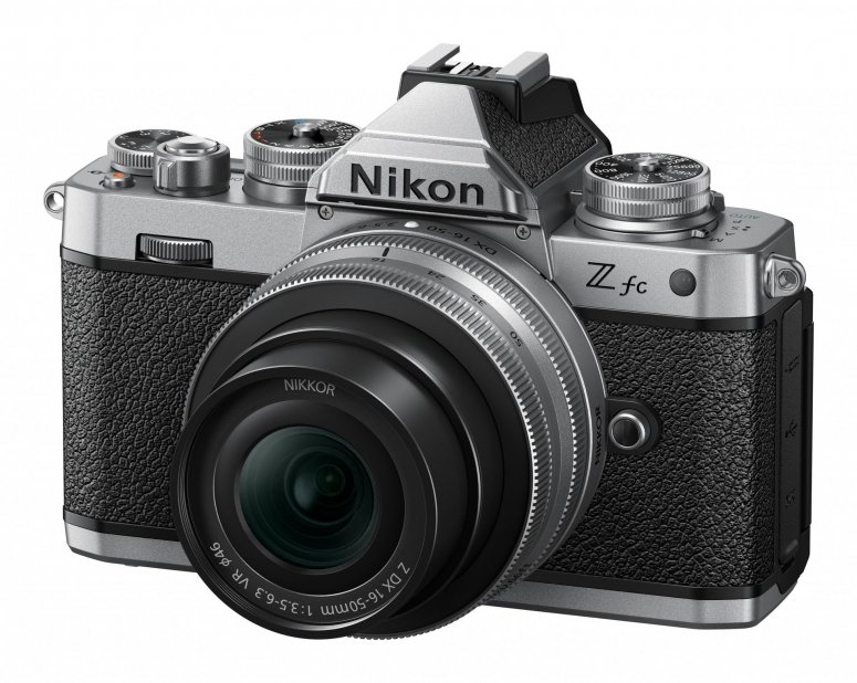 Nikon Z fc KIT mit NIKKOR Z DX 16-50mm VR (SE) + NIKKOR Z DX 50-250mm
