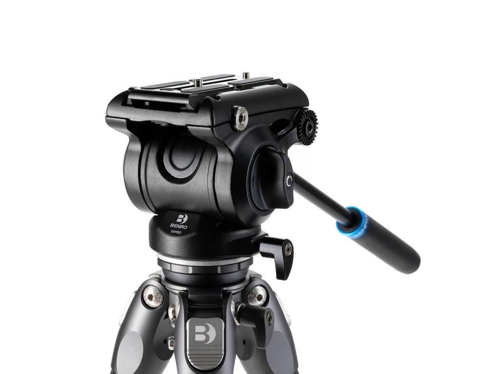 ZEISS Conquest Gavia 85 Spektiv Set mit 30-60x Okular & Benro Carbon-Stativ