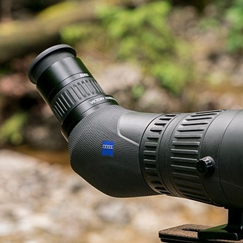 ZEISS Victory Harpia 85 Spektiv Set mit 22-65x Okular & Tasche & ZEISS Pro-Series Stativ