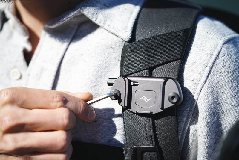 Peak Design Capture Clip v3 Black - Kameraclip zum Tragen von DSLR-/DSLM-Kameras an Gurten oder Gürteln