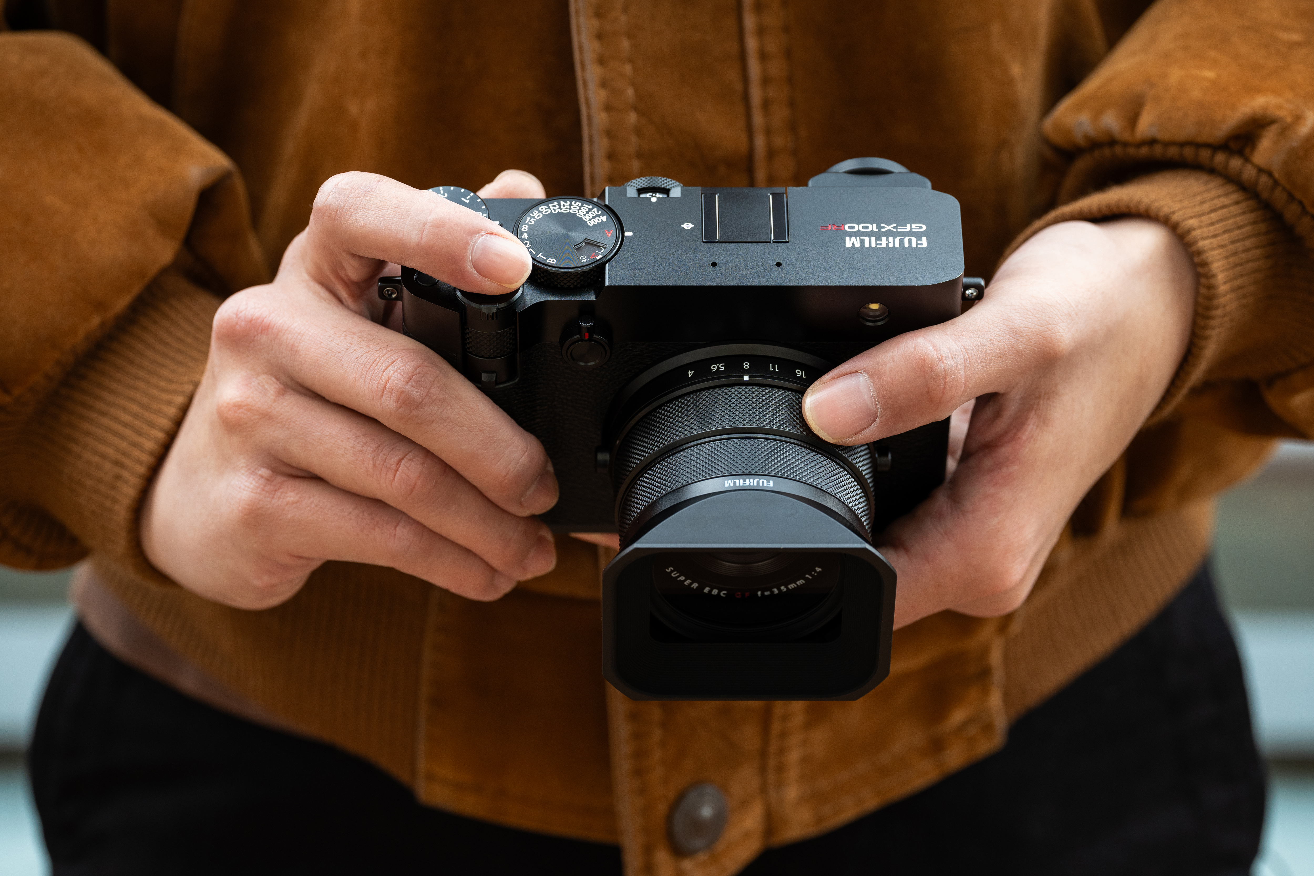 Fujifilm GFX 100RF schwarz  + Gratis Fuji NP-W235 Ersatzakku
