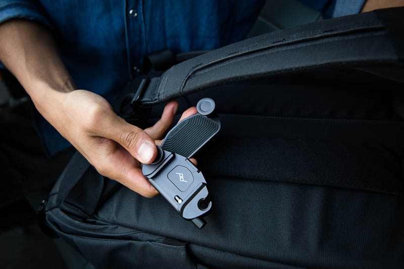 Peak Design Capture Clip v3 Black - Kameraclip zum Tragen von DSLR-/DSLM-Kameras an Gurten oder Gürteln