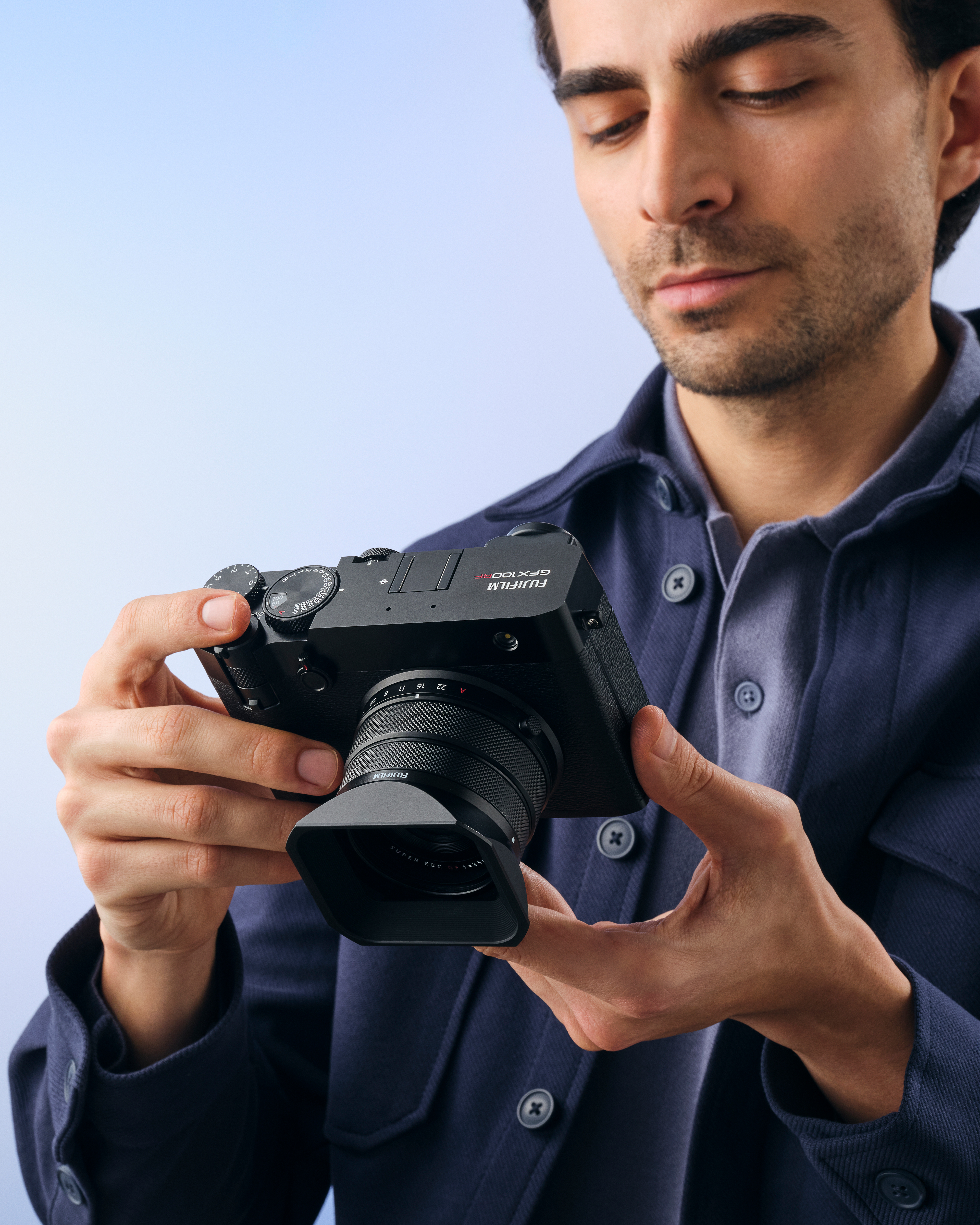 Fujifilm GFX 100RF schwarz  + Gratis Fuji NP-W235 Ersatzakku
