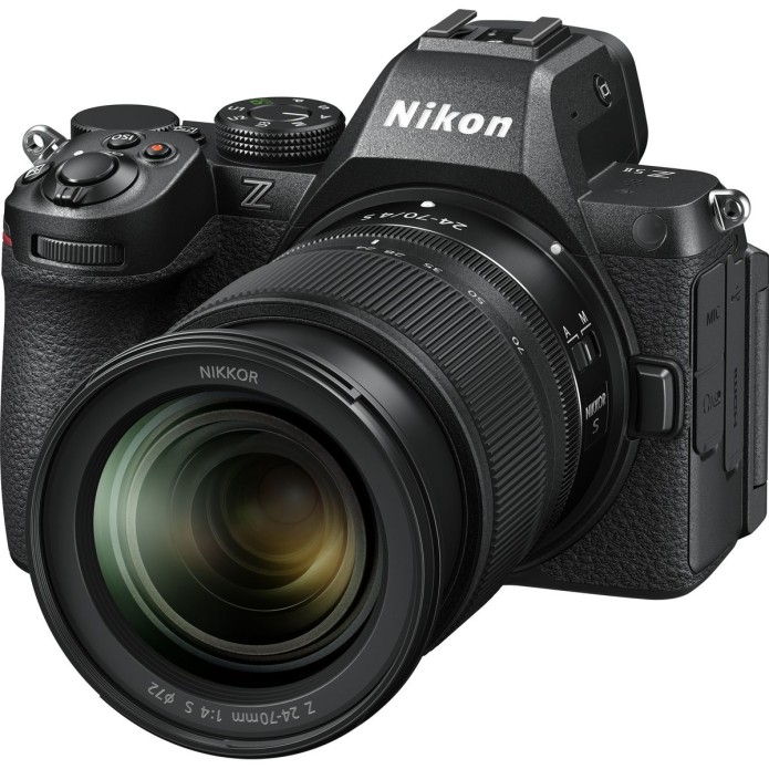 Nikon Z5II Body KIT mit NIKKOR Z 24-70mm f4 S