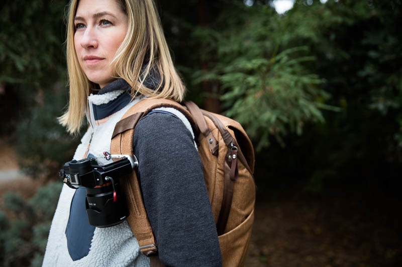 Peak Design Capture Clip v3 Silver - Kameraclip zum Tragen von DSLR-/DSLM-Kameras an Gurten oder Gürteln