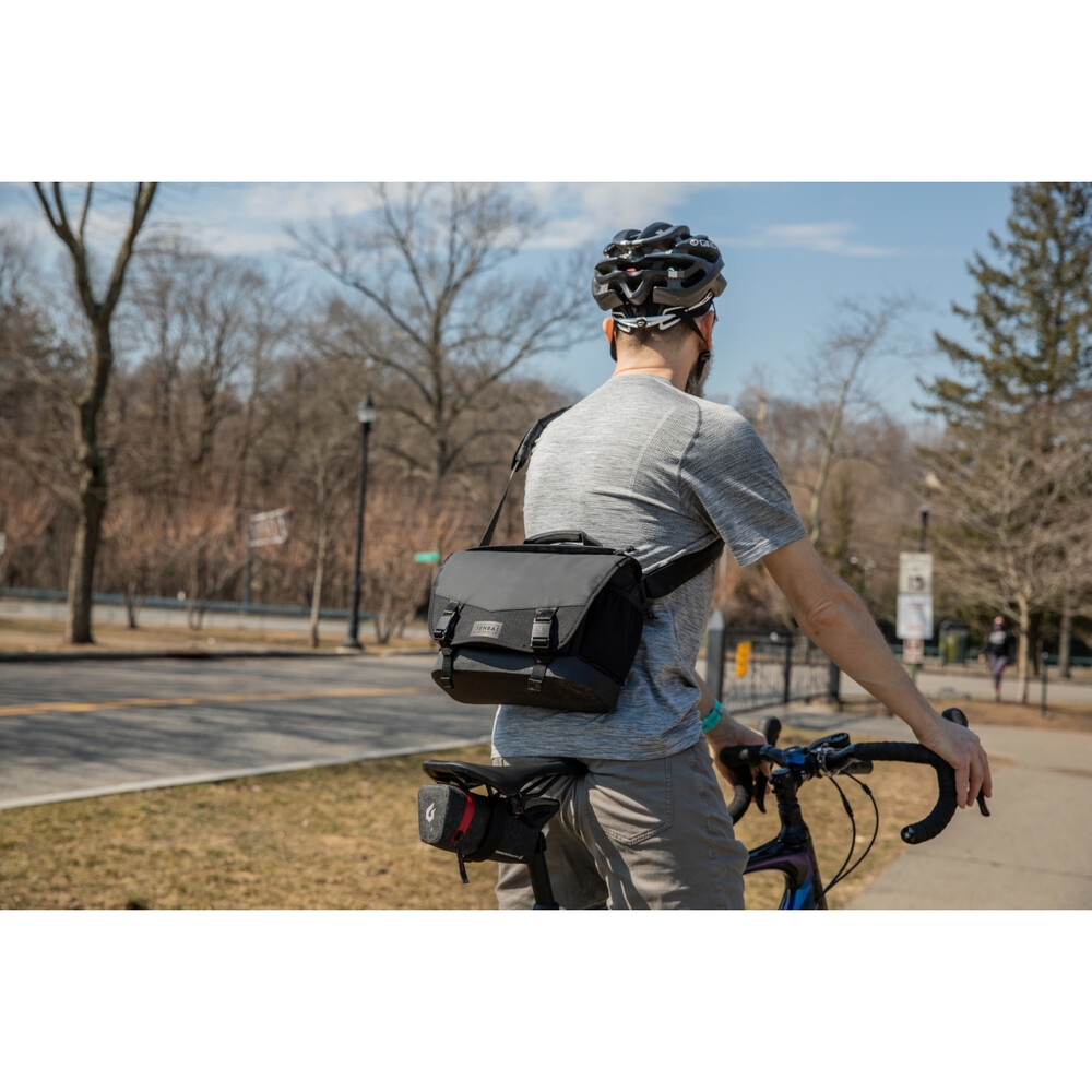 Tenba DNA 9 Slim Messenger Tasche SCHWARZ