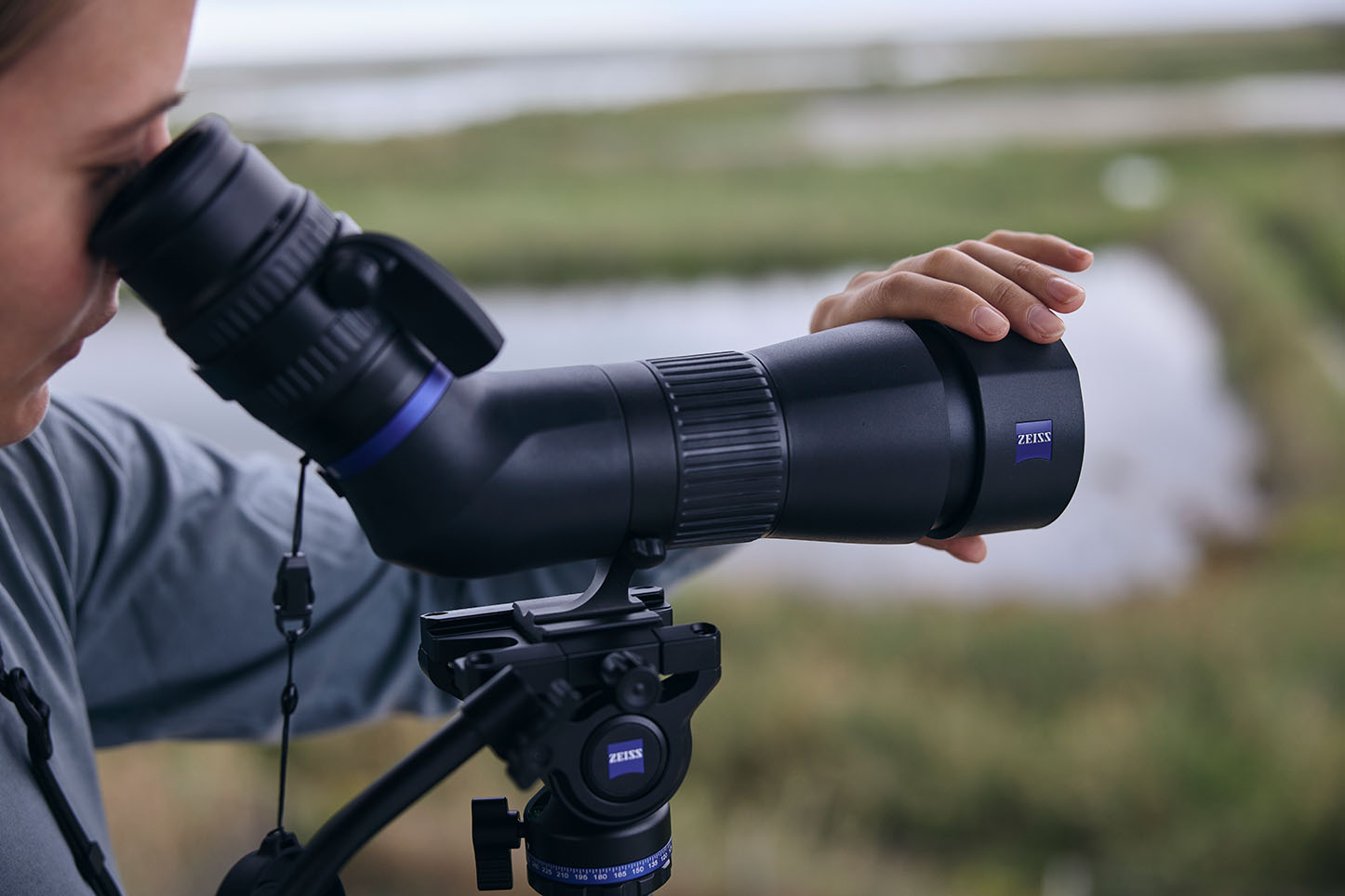 ZEISS Conquest Apia 65 inkl. Okular 20-50x65 + ZEISS Digiscoping Adapterset