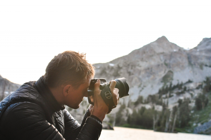 Peak Design Clutch Handschlaufe für DSLR-Kameras und spiegellose Systemkameras