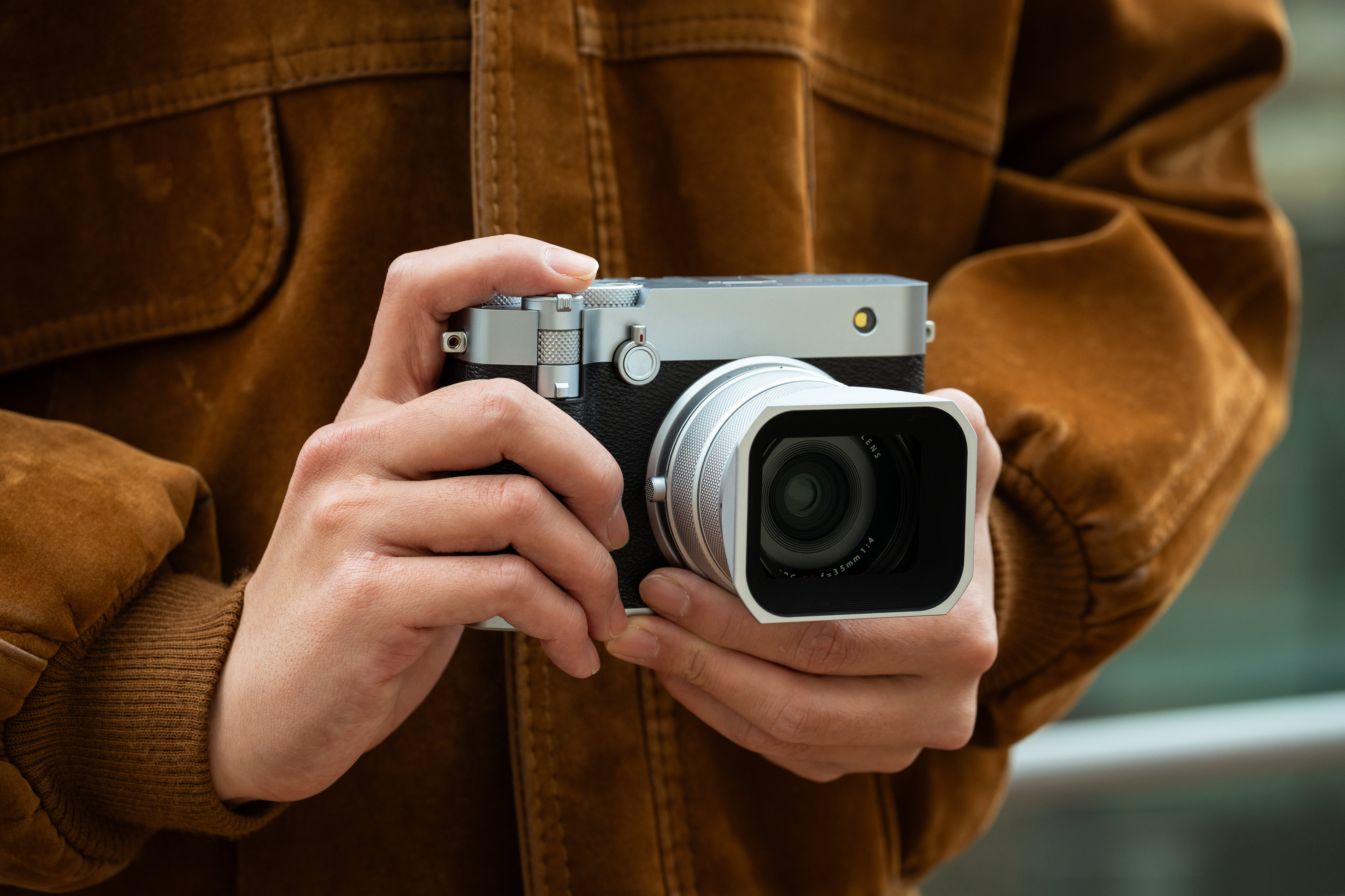 Fujifilm GFX 100RF silber + Gratis  Fuji NP-W235 Ersatzakku