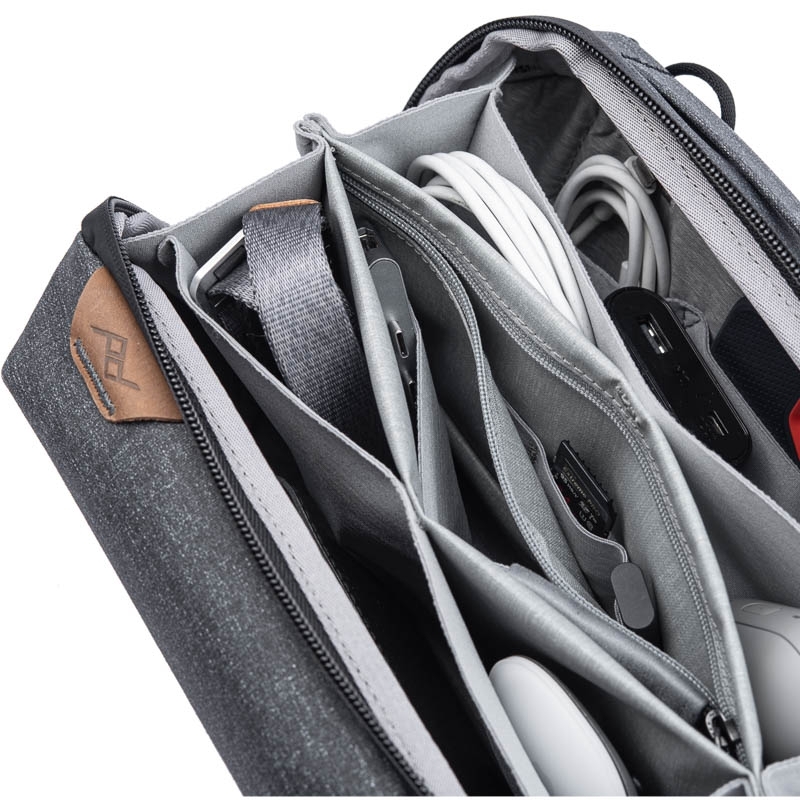 Peak Design Tech Pouch Charcoal (Dunkelgrau)- Organizer-